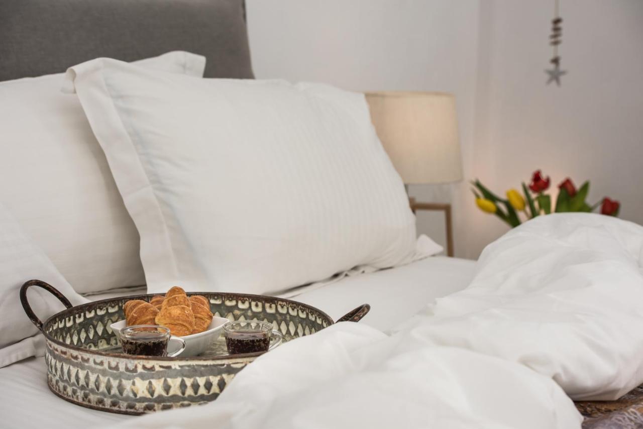 Adamant Suites (Adults Only) Fira  Dış mekan fotoğraf